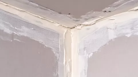 wykończenie narożników wewnętrznych płyt gipsowo kartonowych