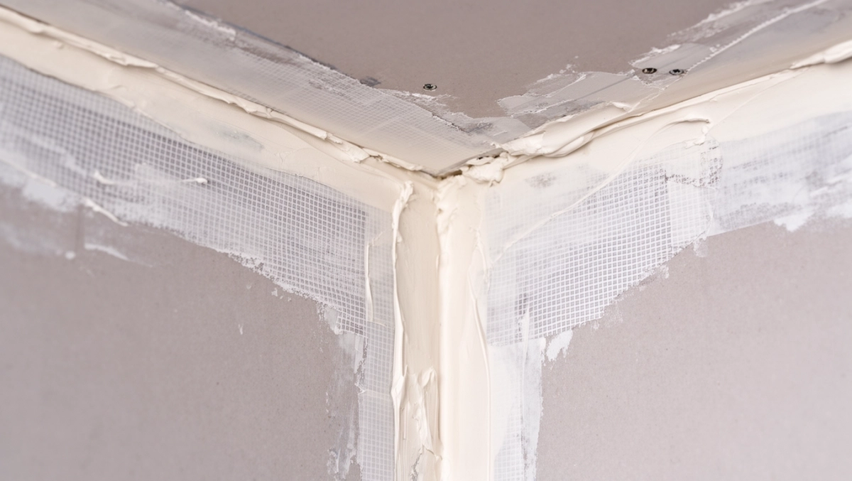 wykończenie narożników wewnętrznych płyt gipsowo kartonowych